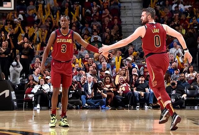 卡马文加由 卡马文加由