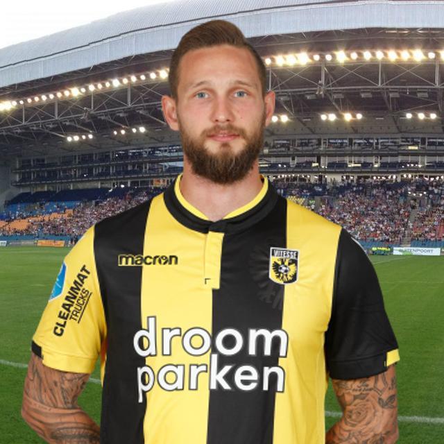 更是一位充 更是一位充