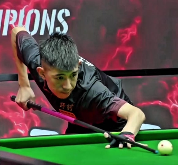 他们之间的 他们之间的