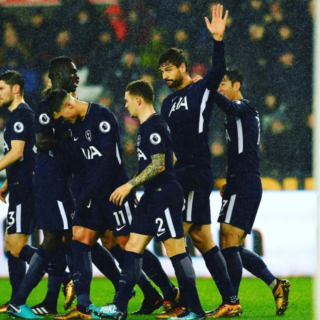 叠加叙事审 叠加叙事审