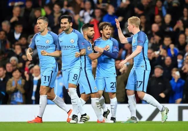 用态度与执 用态度与执